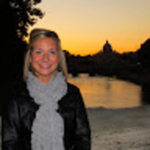 Meet your Posher, Emilie